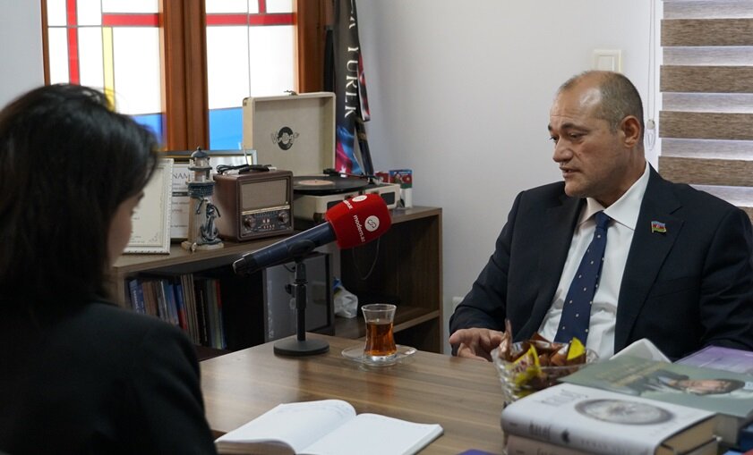 İmişlidə çox adamı işə düzəltdim, öz bacı-qardaşım isə işsizdirlər - MÜSAHİBƏ
