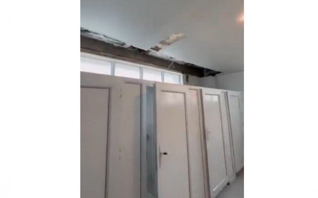 Bakıda qəzalı vəziyyətdə olan məktəblə bağlı AÇIQLAMA