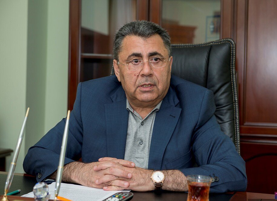 Deputat seçicilər adından özünə təşəkkür yazıb? - QALMAQAL