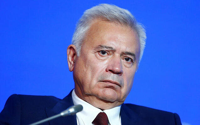 Vahid Ələkbərov 2 gündə 1 milyard itirdi