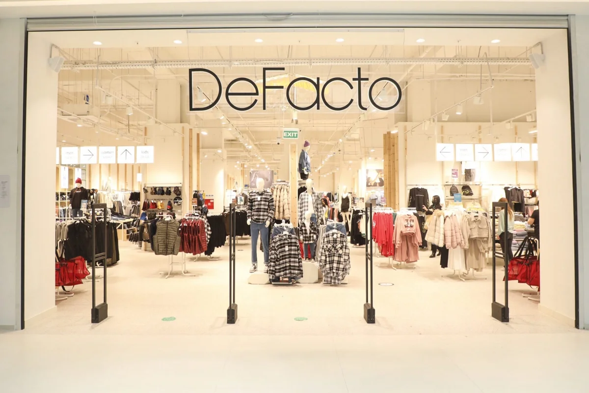 “DeFacto” Azərbaycanda fəaliyyətini tam dayandırıb