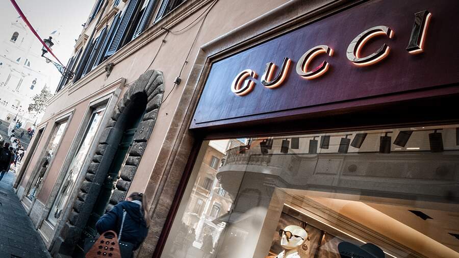 Aİ Gucci, Chloe və Loewe-ni 157 milyon avro cərimələyib