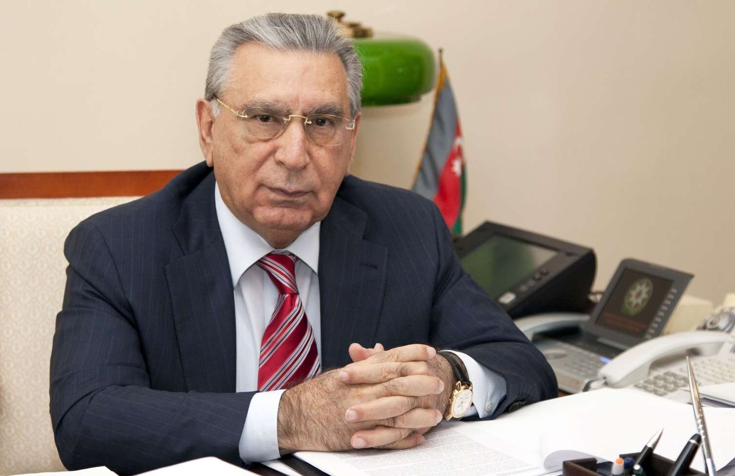 Ramiz Mehdiyevə görə Xətaini hədəfə alırlar...