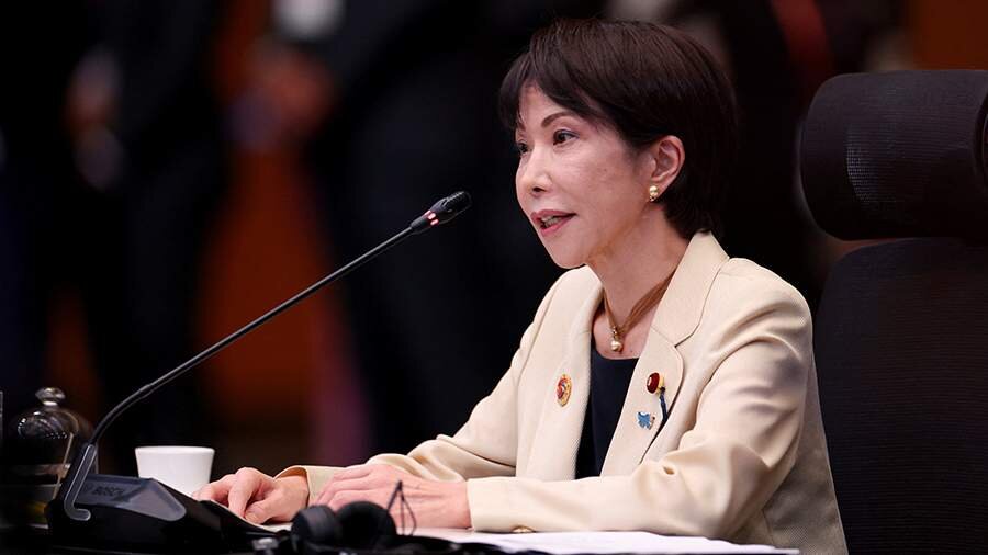 Yaponiyanın baş naziri Trampın Rusiyadan enerji idxalına qadağa qoyulması tələbini rədd edib.