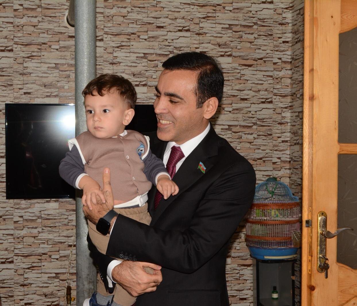 Deputat şəhid ailələrini ziyarət etdi