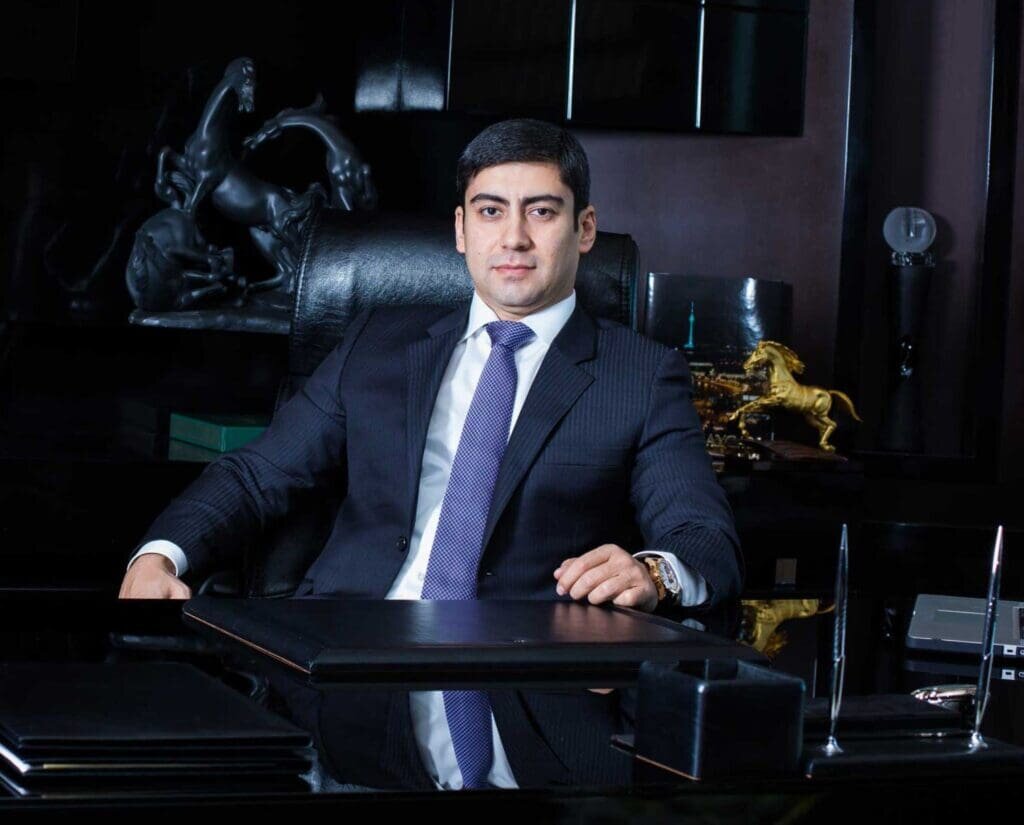 Anar Əlizadə Azərbaycanı tərk etdi