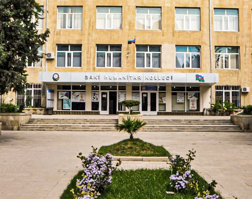 Humanitar kollecdə  NƏ BAŞ VERİR?