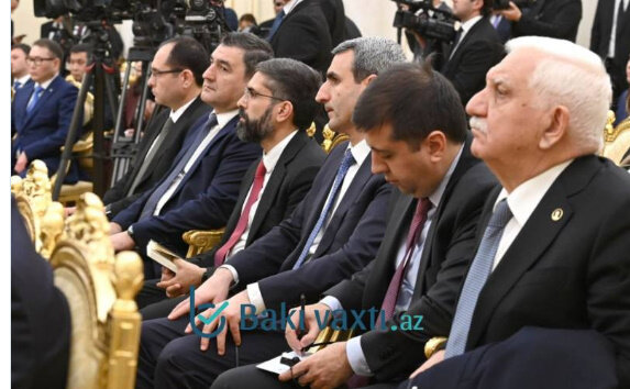 Bəylər Əyyubov yenə prezidentin yanında...
