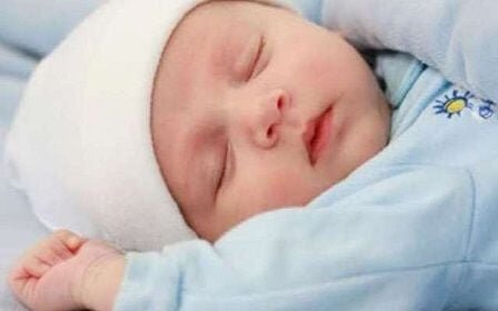 Körpələrdə genetik xəstəlikləri aşkarlayan yeni testlər gətirilir