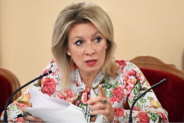 Zaxarova Aİ-nin sanksiyalarını ələ salıb