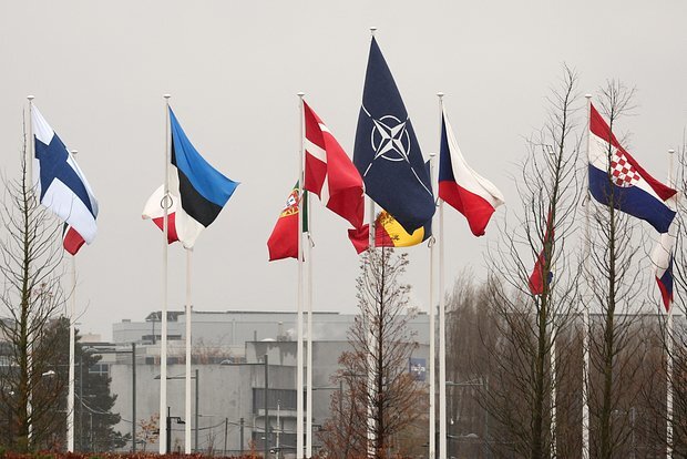NATO Rusiyaya qarşı döyüş qaydalarını yumşaltmaq qərarına gəlib