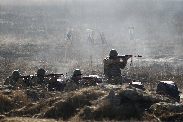 Ukrayna Xarici İşlər Nazirliyi ABŞ-ın silah təchizatının mümkün kəsilməsinə münasibət bildirib