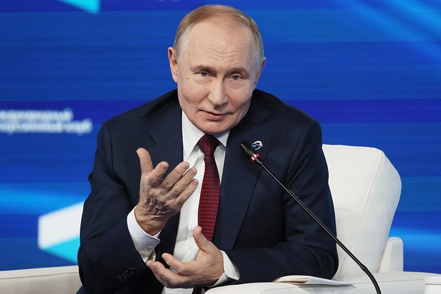 Britaniya Putinin Valday konfransındakı çıxışını yüksək qiymətləndirib
