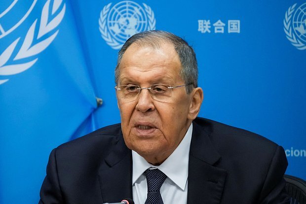 Lavrov Əsədin zəhərlənməsi ilə bağlı yayılan xəbərlərə münasibət bildirib