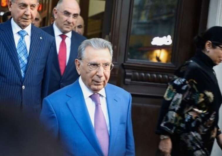 Ramiz Mehdiyev niyə bu qədər oxunur? —   87  yaşlı akademikin "xidmətləri"