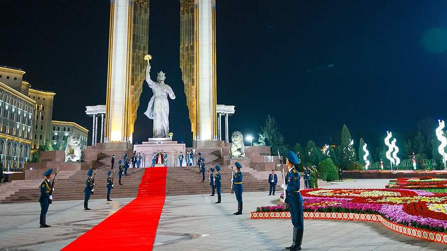 Putin Tacikistana dövlət səfərinə gəlib