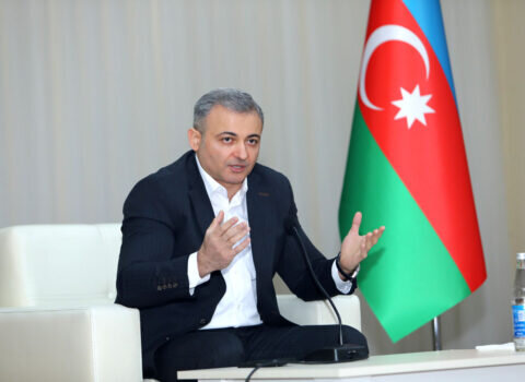 AzTV sədri olmazdan əvvəl Gənclər Şəhərciyində birotaqlı evdə yaşayıb