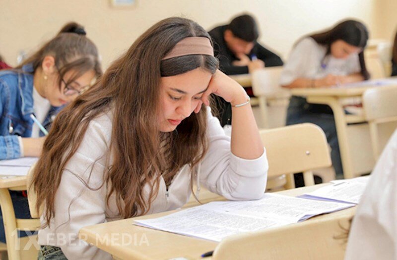Abituriyentlərin NƏZƏRİNƏ: Bəzi ixtisaslarda keçid balı arta bilər