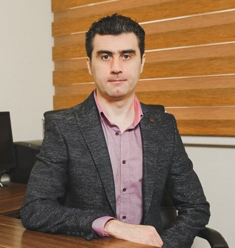 Estetik cərrah kimi sertifikatının olmadığı deyilən həkim Məhəmməd Poluxov gənc xanımı tanınmaz hala salıb -İDDİA