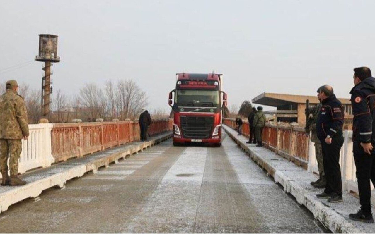 Türkiyə Ermənistanla sərhədi açır?