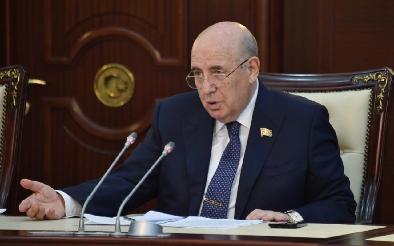 “Prezidentin nitqi alimlər üçün bir çağırışdır” - Əhliman Əmiraslanov