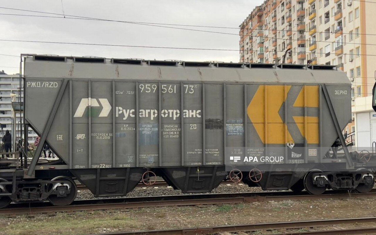 Buğda yüklü qatar Azərbaycandan Ermənistana gedib - VİDEO