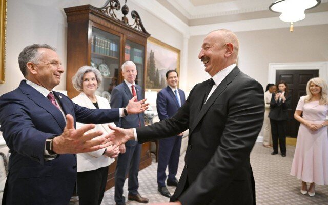 Trampın xüsusi nümayəndəsi İlham Əliyevdən danışdı - "Heyrətamiz liderdir''