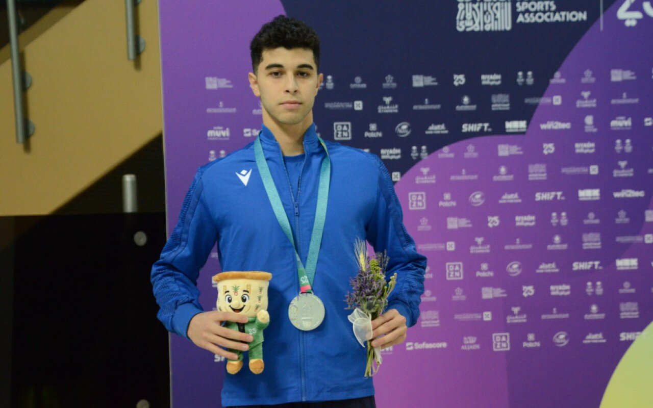 Azərbaycan üzgüçüsü İslamiadada gümüş medal qazandı