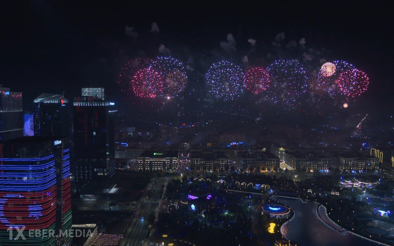 Daşkənddə dövlət başçılarının şərəfinə atəşfəşanlıq