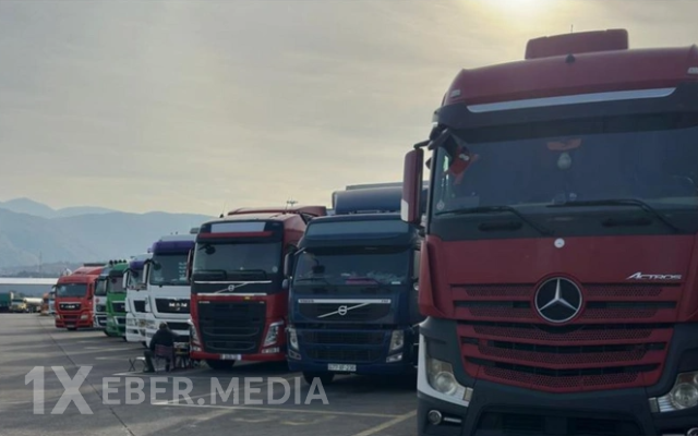 Gürcüstan gömrüyündə saxlanılan Azərbaycanın yük avtomobilləri sərbəst buraxılıblar - YENİLƏNİB