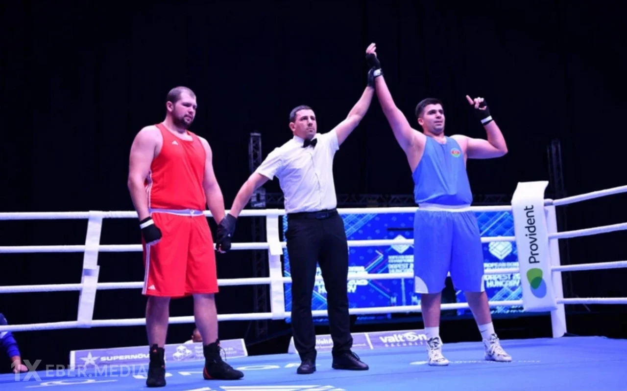 Boksçumuz Avropa çempionatında finala yüksəldi