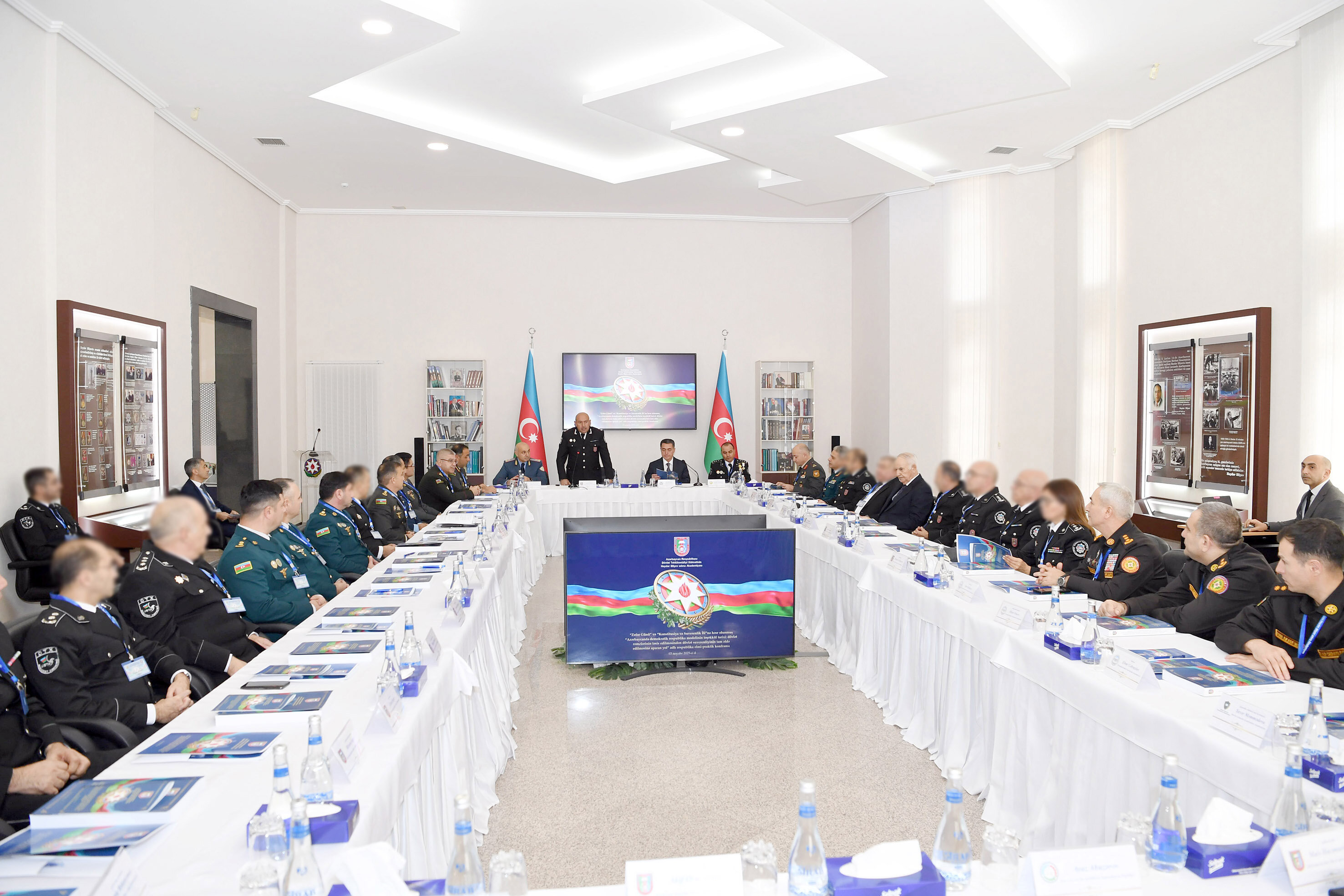 DTX-nin Akademiyasında Zəfər Gününə həsr edilmiş konfrans