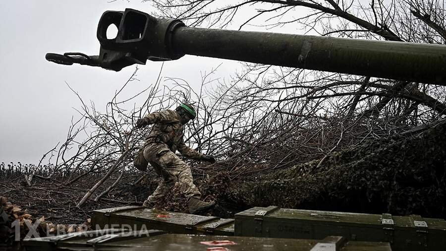 Ukraynanın zabitləri Vovçansk yaxınlığındakı Vilça kəndini tərk edirlər