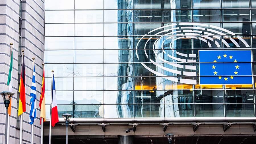 Polşa Aİ-nin “hərbi Şengen” yaratmaq planlarını açıqlayıb