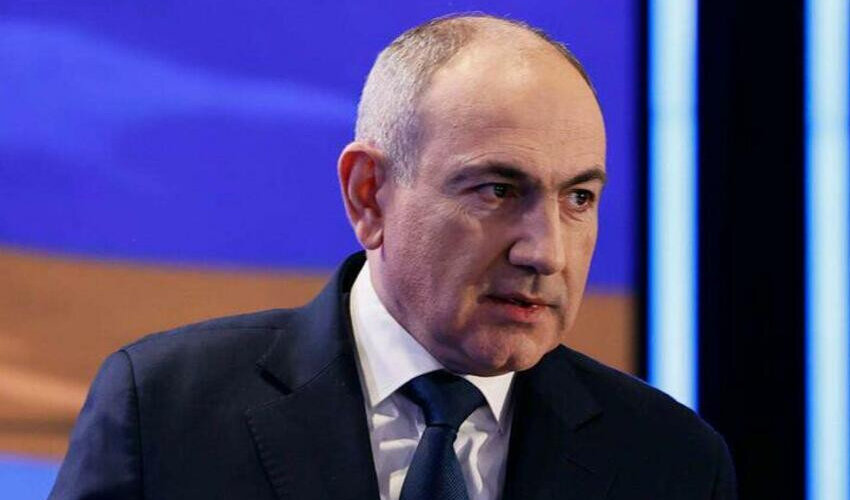 Paşinyan ordunun modernləşdirilməsi ilə bağlı HƏRBİ MÜŞAVİRƏ keçirdi