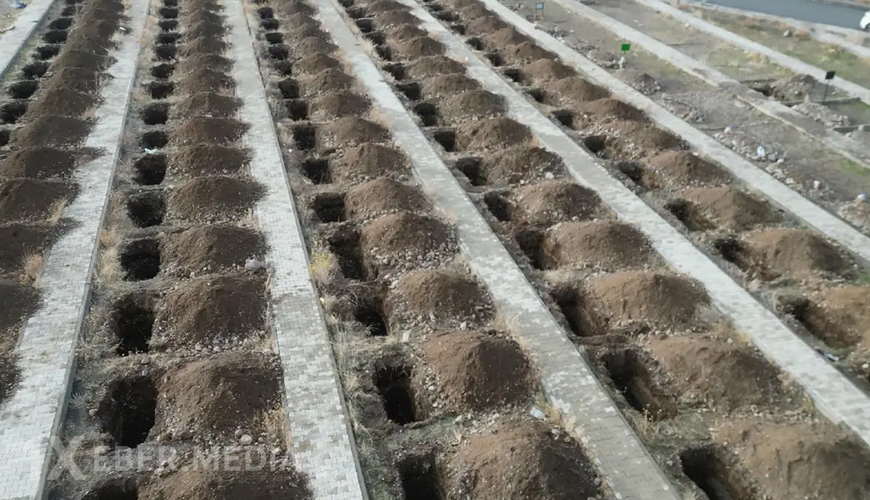 Təcili 500 məzar qazıldı - Türkiyədə diqqətçəkən hazırlıq - FOTO