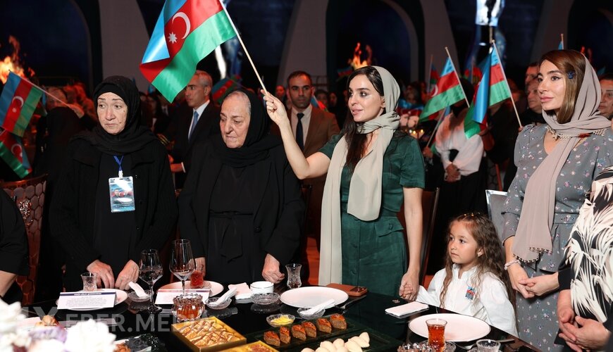 “Mənim Oğlum Qəhrəmandır!” layihəsinin himni ilk dəfə şəhid analarının və atalarının qarşısında səsləndi