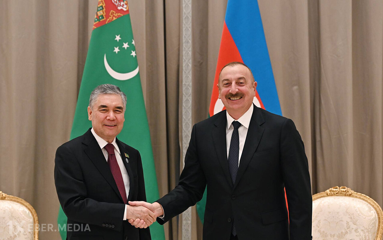 Qurbanqulu Berdiməhəmmədov Prezidenti təbrik etdi