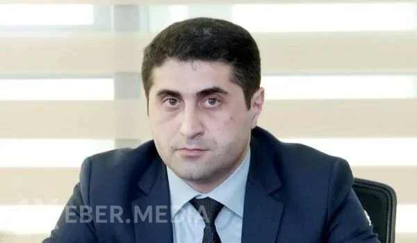 Yeni başçı sürücüsünü baş mütəxəssis təyin etdi