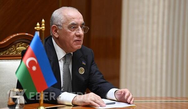 Əli Əsədov və nazirlər Milli Məclisə gəldi