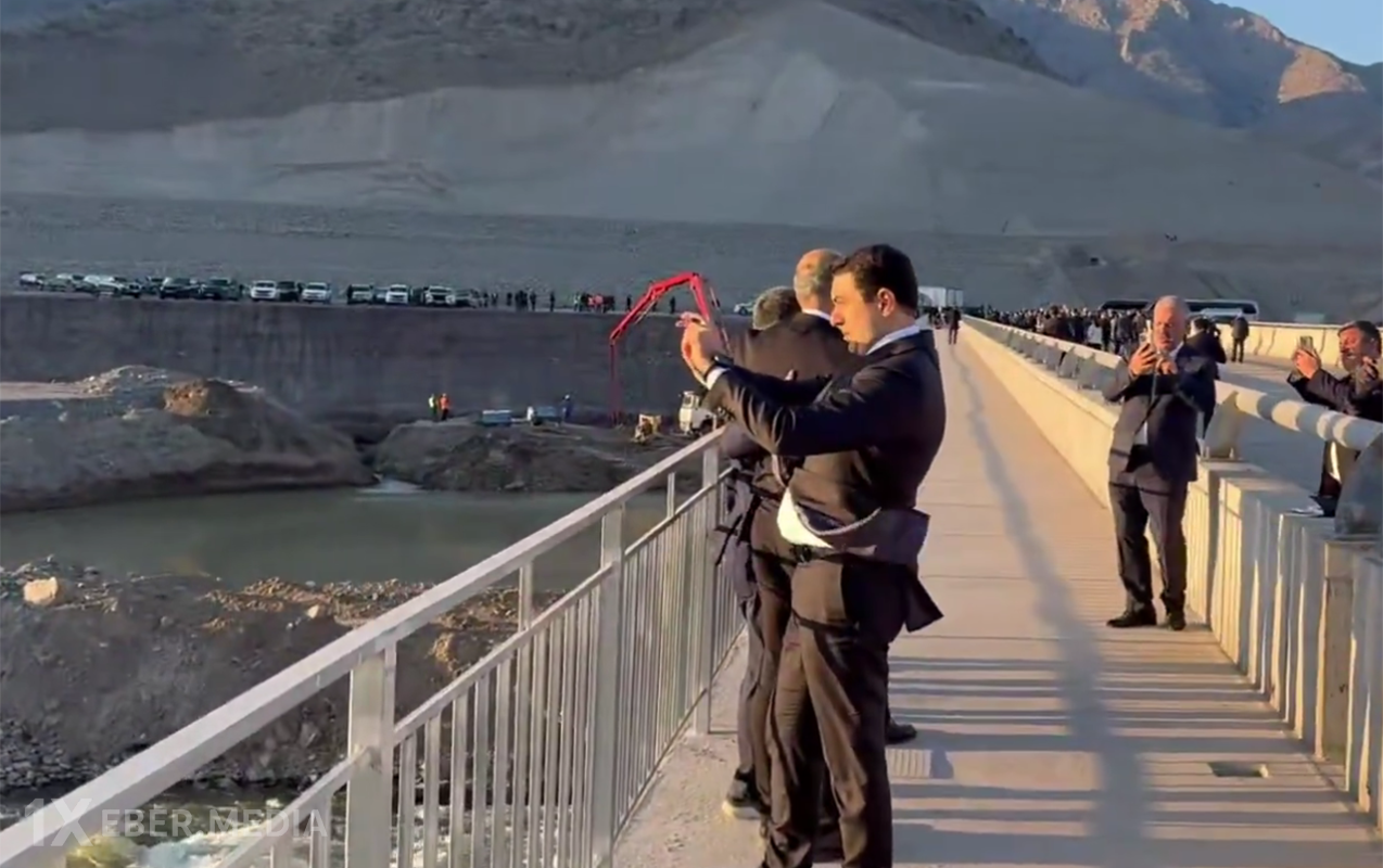 Hikmət Hacıyevdən maraqlı paylaşım:O sahili bu sahilə birləşdirən körpü...