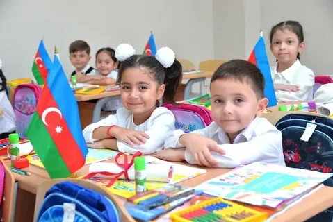Məktəblilərin payız tətili nə vaxt olacaq?