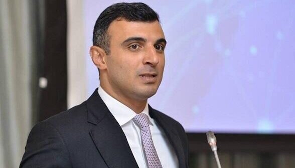 Baş bankir özünə müşavir təyin etdi