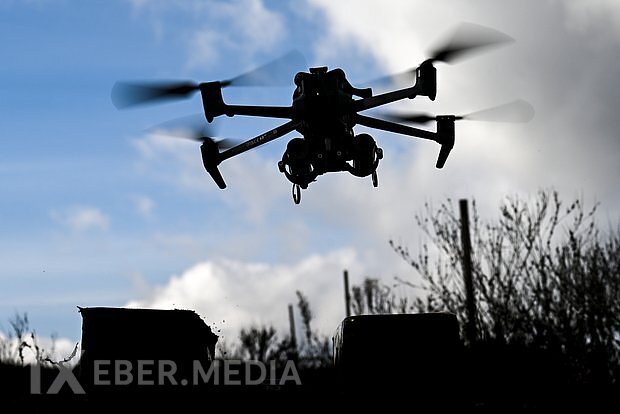 Donetskda pilotsuz təyyarələrin hücumundan sonra fövqəladə vəziyyət elan edilib