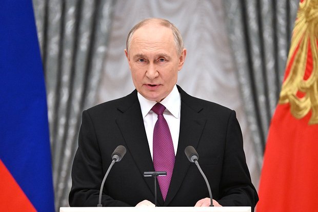 Putin “Oreşnik”in seriyalı istehsalına başlandığını elan edib