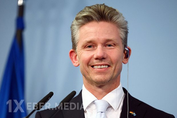 İsveç Rusiyaya çata biləcək raketlər istəyir