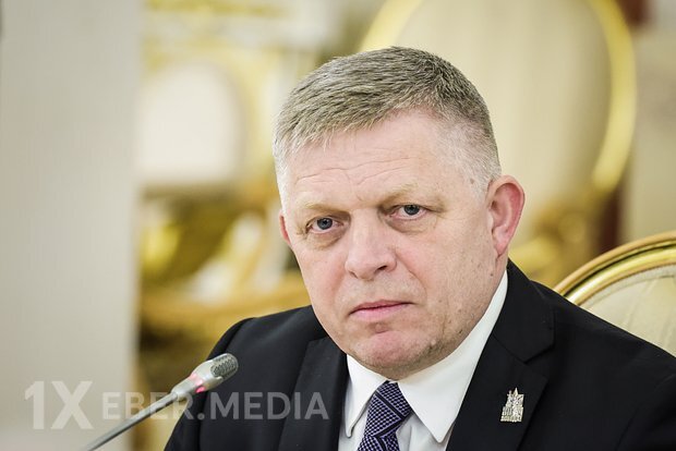 Fiko: Ukrayna uduzur və Aİ daha Kiyevə pul göndərmək istəmir