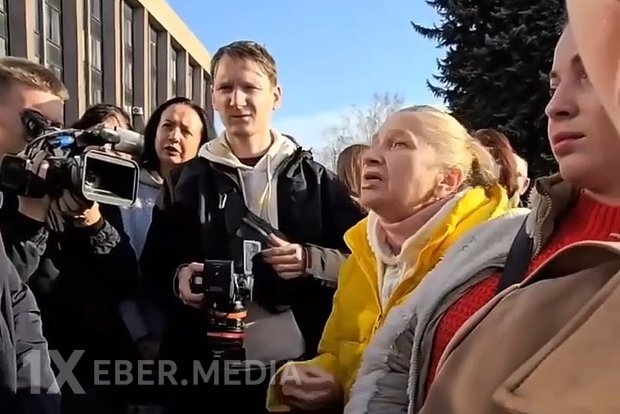 Zelenskinin doğulduğu şəhərdə etirazlar başlayıb