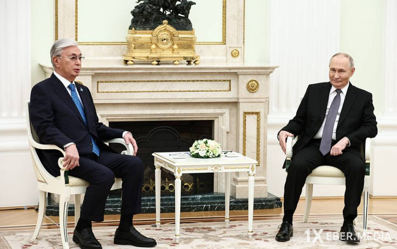 Putin Kremldə Tokayevi qarşıladı