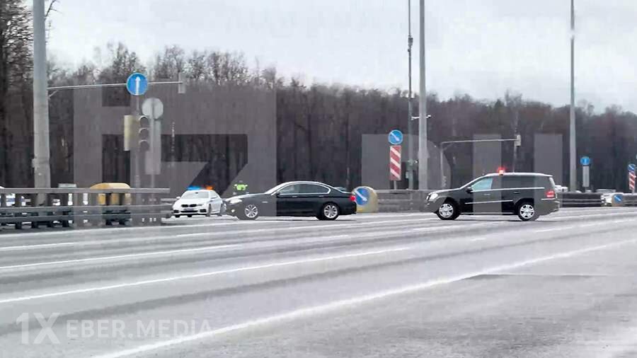 Orbanın korteji Moskvada görüntülənib